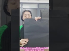 Un sac à herbe résistant aux enfants