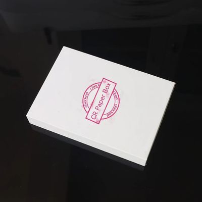 Adapté aux besoins du client imprimant la boîte rectangulaire de papier à cigarettes